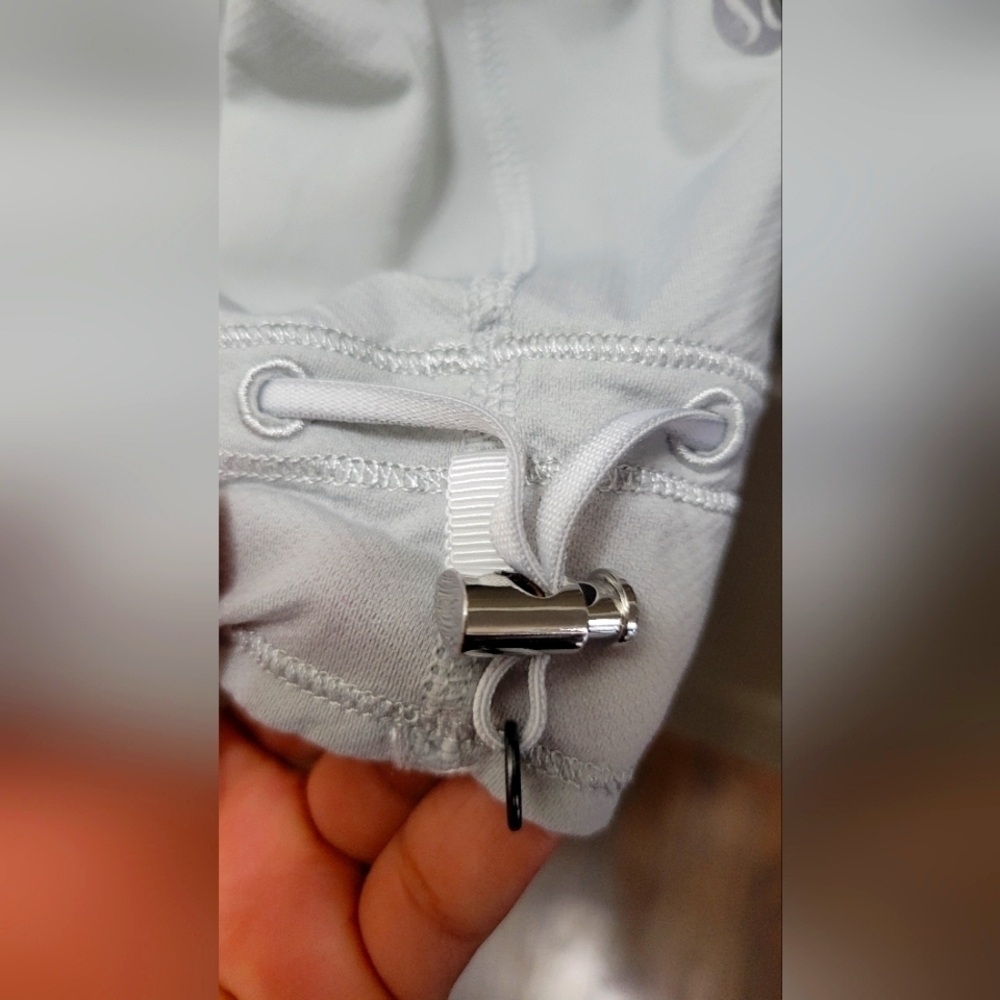 Lululemon Athletica Tops Lululemon Run Ta Ta Topper silver spoon  Tank size 8 - Picture 8 of 10